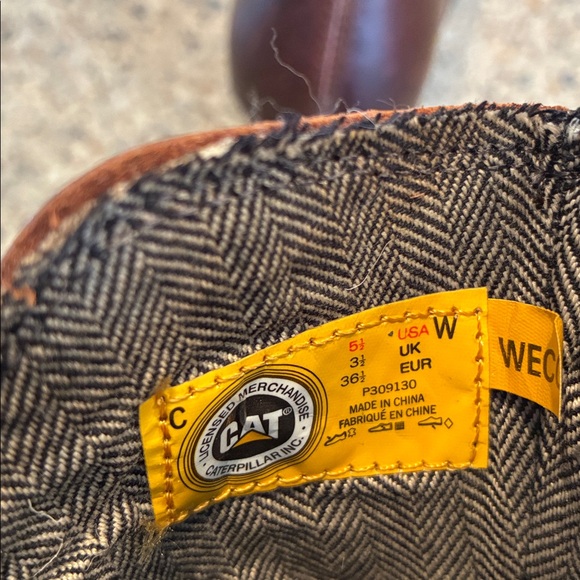 5.5 Women’s CAT Brown Boots - Picture 6 of 12